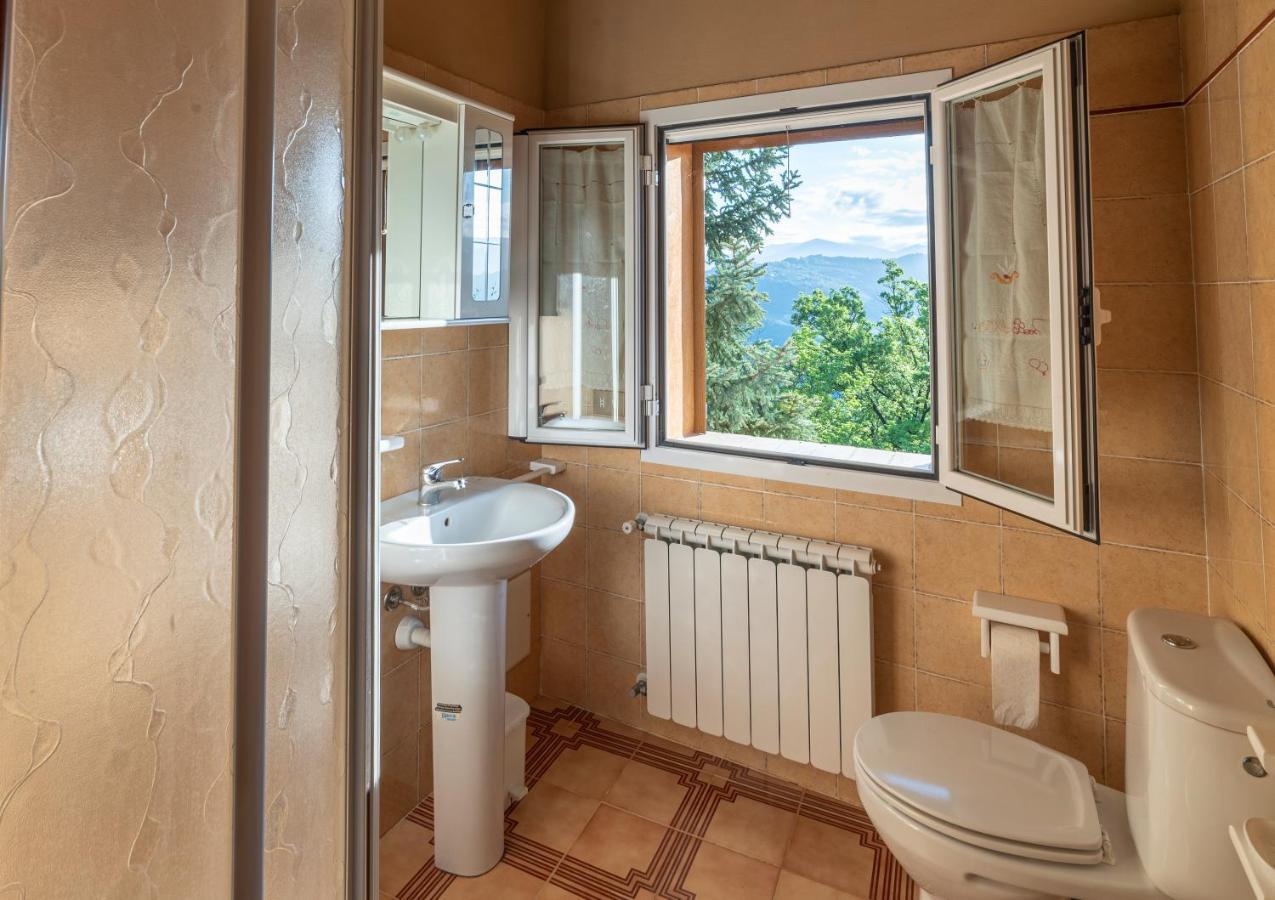 Casetta Maduneta Immersa In Un Oliveto Dolceacqua Zewnętrze zdjęcie